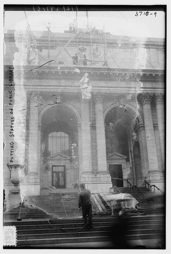 Putting statues on public library