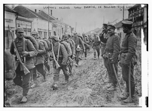 Germans passing thro' Paracin, on Belgrad - Nisch Line