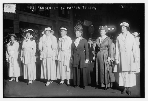 Mrs. Roosevelt in Parade, 5/13/16