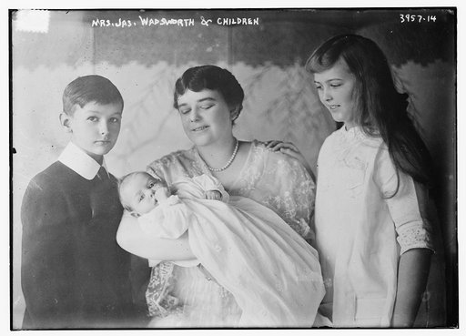 Mrs. Jas. Wadsworth & children