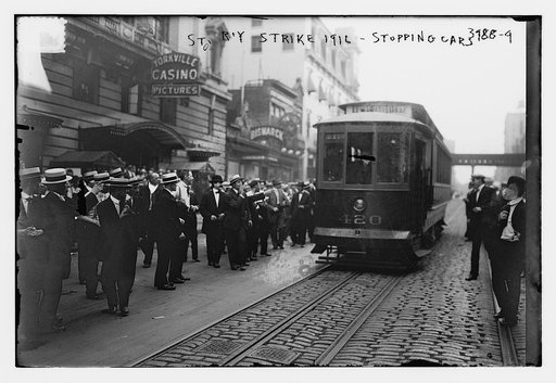 St. R'Y strike, 1916 - Stopping cars