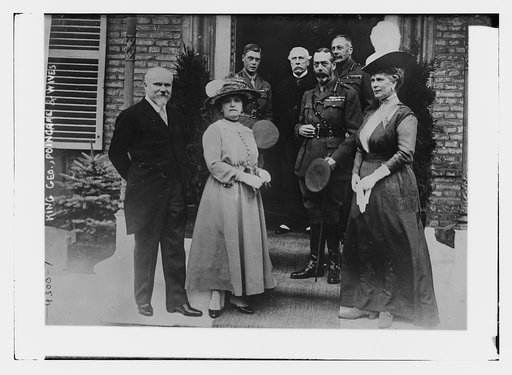 King Geo., Poincare & wives