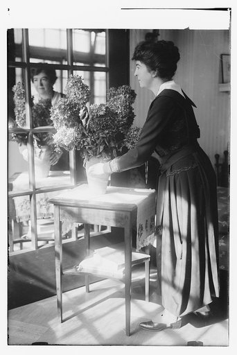 Maude [i.e. Maud] Powell