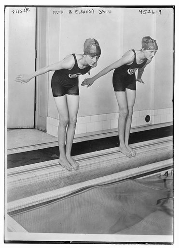 Ruth & Eleanor Smith