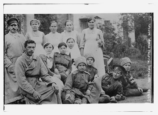 Russian women hospital orderlies