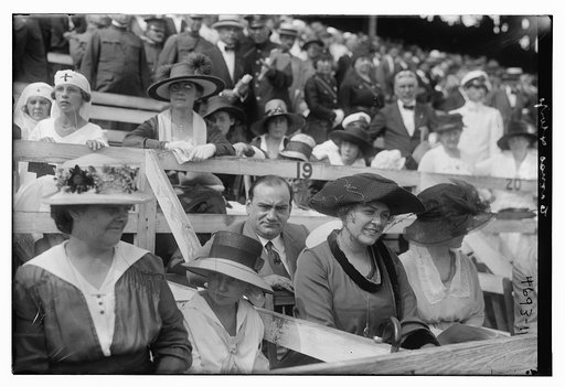 Caruso & wife