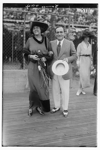 Caruso & wife