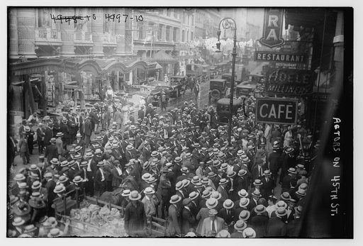 Actors on 45th St.