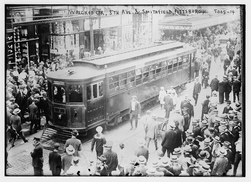 Wrecked car, 5th Ave. & Smithfield, Pittsburgh