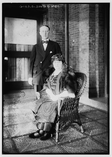 Gov. A.E. Smith & wife