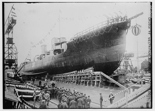 Launch of destroyer 30 -- Tokyo