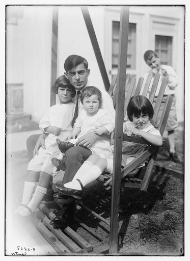 Eddie] Cantor [family
