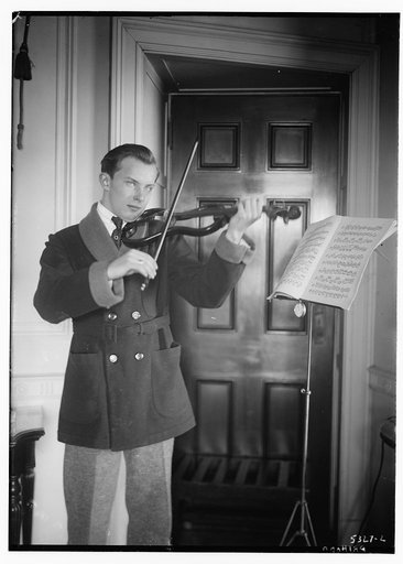 Prihoda [with violin