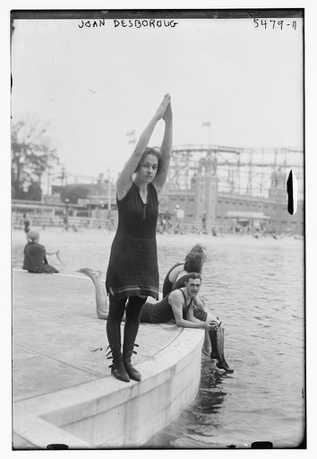 Joan Desboroug [ready for a dive