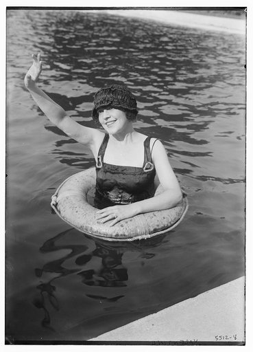 Valentine [in pool