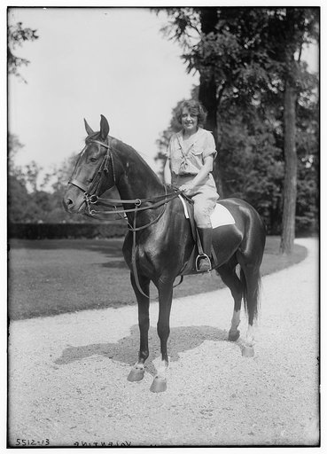 Valentine [on horse