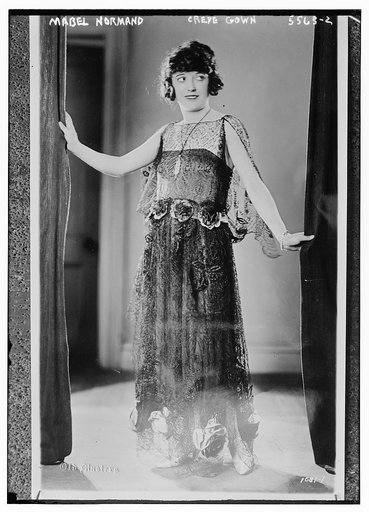 Mabel Normand, crepe gown
