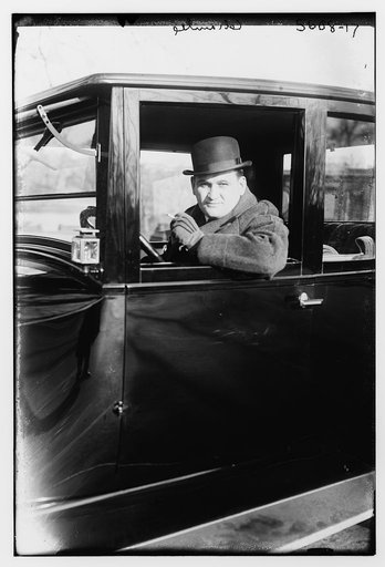 Chamlee [in automobile