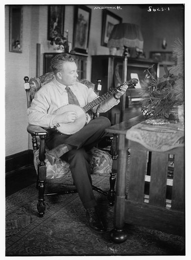 Harrison [with banjo