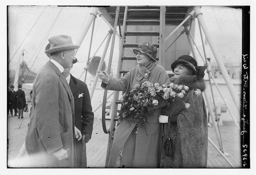 Jeritza - Mrs. Otto Weil