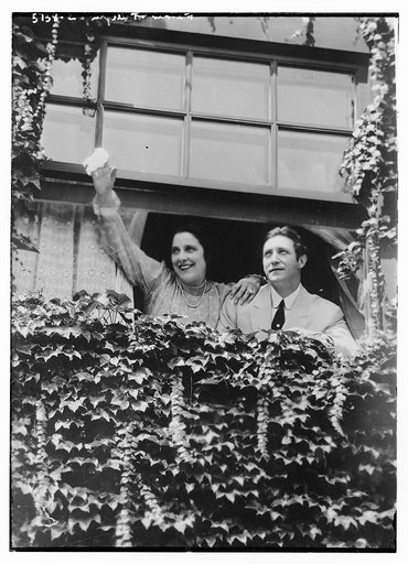 Farrar & Tellegen