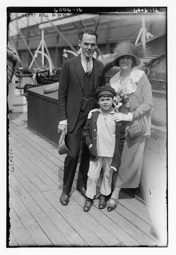 Henry Hull and wife