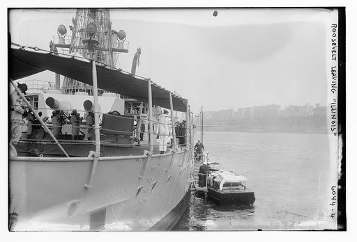 Roosevelt [Theodore Roosevelt Jr.] leaving ILLINOIS