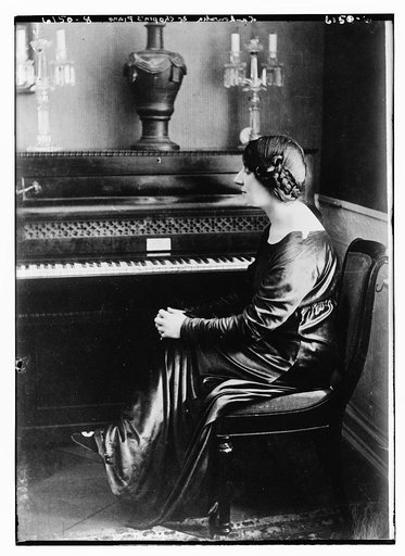 Landowska and Chopin's piano
