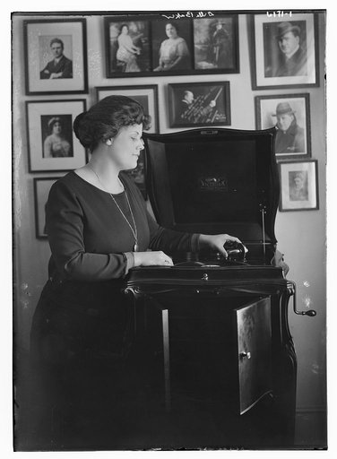 Della Baker