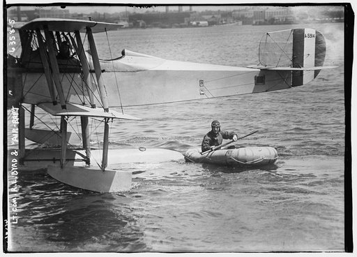 Lt. Com. Byrd and "Air-Raft"