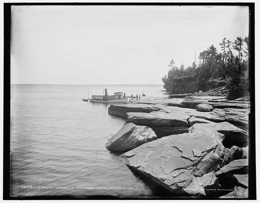 Apostle Islands, L.S. lighthouse landing, Devil's Island