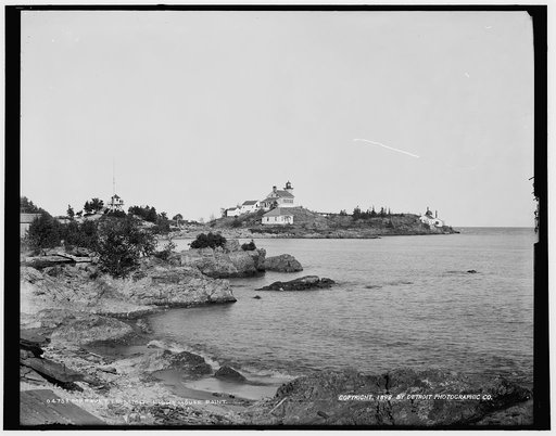 Marquette, Mich., Lighthouse Point