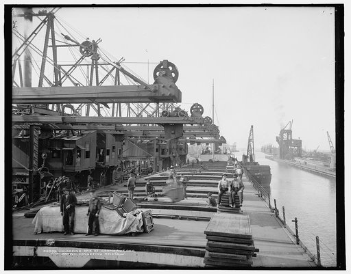 Unloading ore at Conneaut, Ohio, Brown conveying hoists