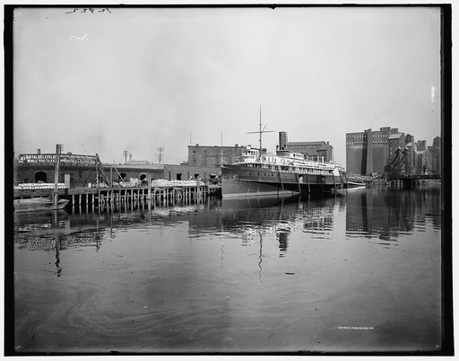 C. & B. Line freight docks, Buffalo, N.Y.