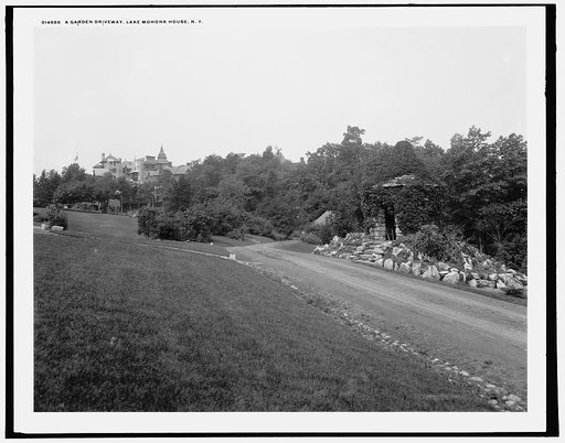 A Garden driveway, Lake Mohonk House, N.Y.