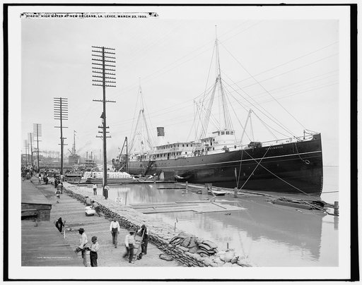 High Water at New Orleans, La. Levee, March 23, 1903