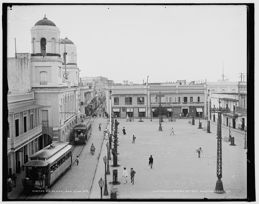 Plaza, San Juan, P.R., La