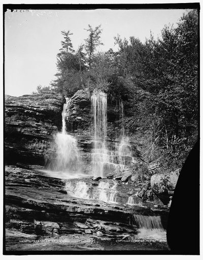 Peterskill Falls, Lake Minnewaska, N.Y.