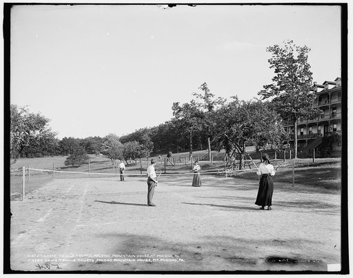 Lawn tennis courts, Pocono Mountain House, Mt. Pocono, Pa.