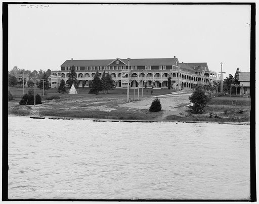 Belvedere, Charlevoix, Mich., The