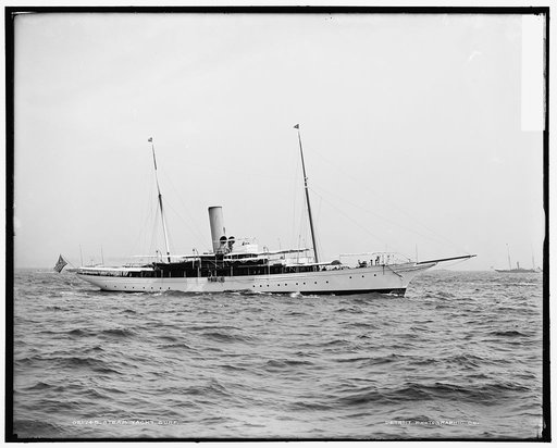 Steam yacht Surf