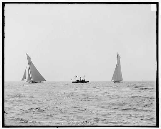 Reliance and Shamrock III coming for the line, Aug. 22, '03