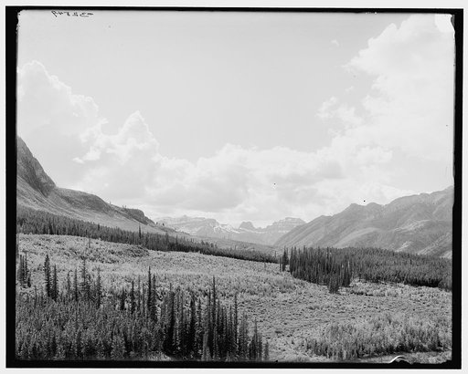 Canadian National Park, sunset from Banff Springs Hotel