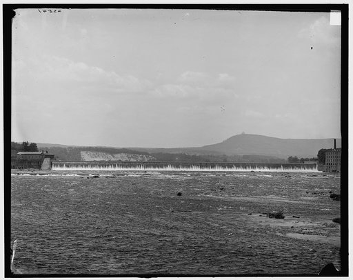 Holyoke, Mass., Holyoke Dam and Mt. Tom from bridge