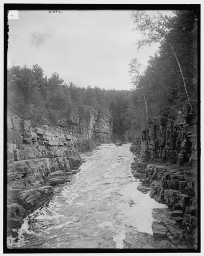 Ausable Chasm, N.Y., boat entering rapids