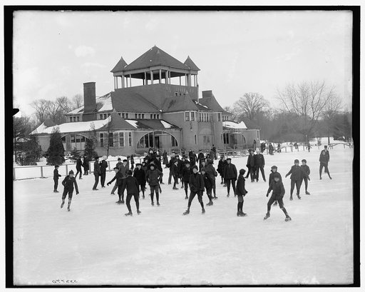 Detroit, Mich., skating at Belle Isle