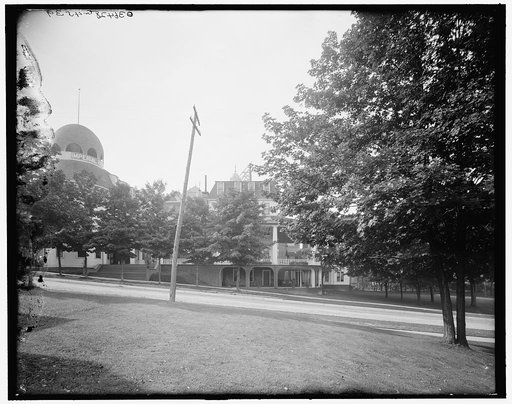 Petoskey, Mich., Imperial Hotel