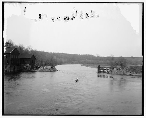 Ann Arbor, Mich., broken dam, Huron River