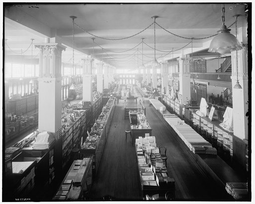 Detroit, Mich., Elliot, Taylor, Wolfender [sic], first floor