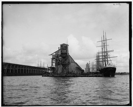 Tarragona Street wharf, Pensacola, Fla.